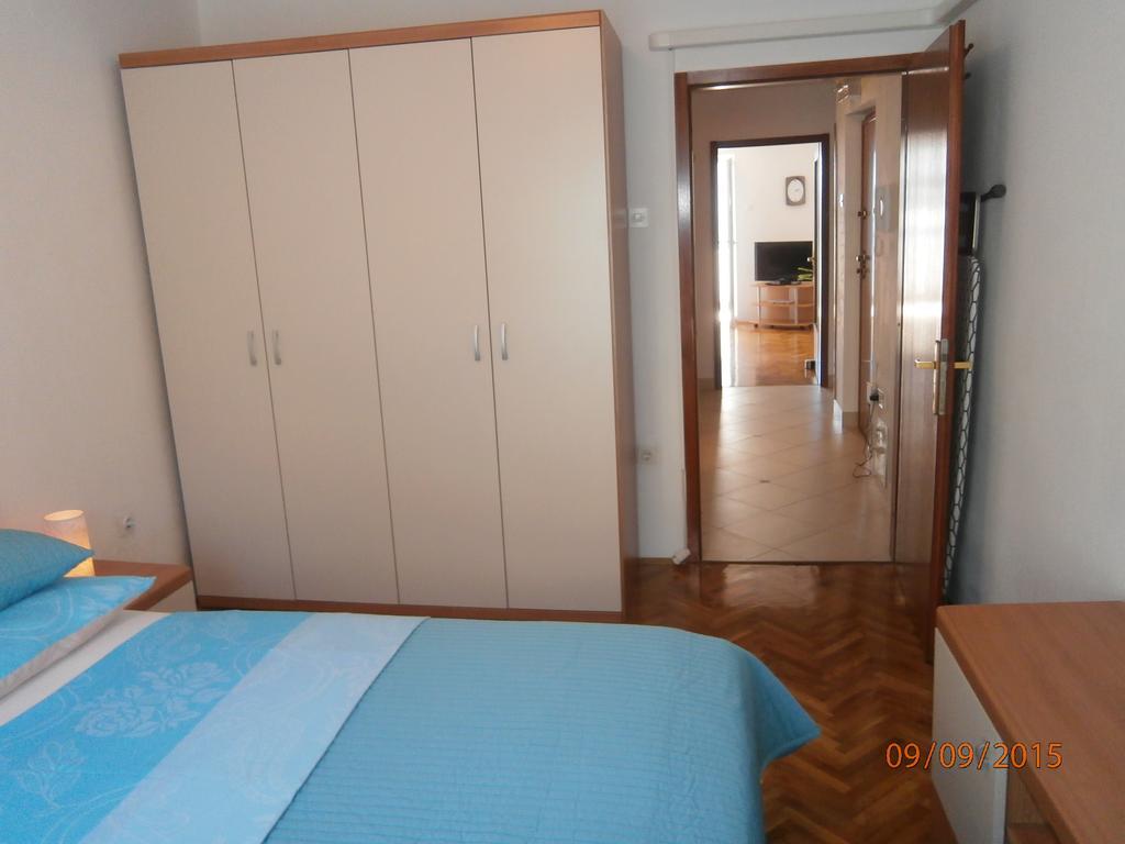 Apartman Ловран Екстериор снимка